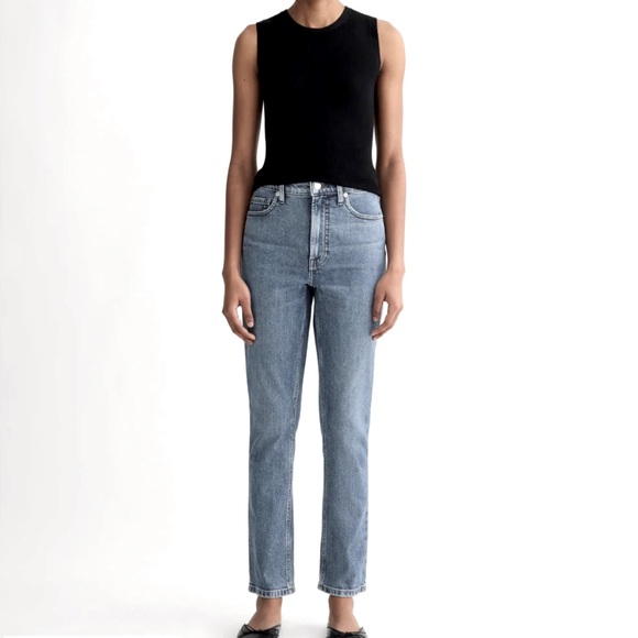 Everlane Denim - Everlane Jeans - The Original Cheeky Jean” Medium Blue Organic Cotton